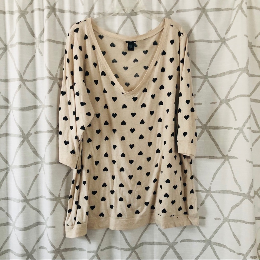 Torrid 3/4 sleeve heart tee